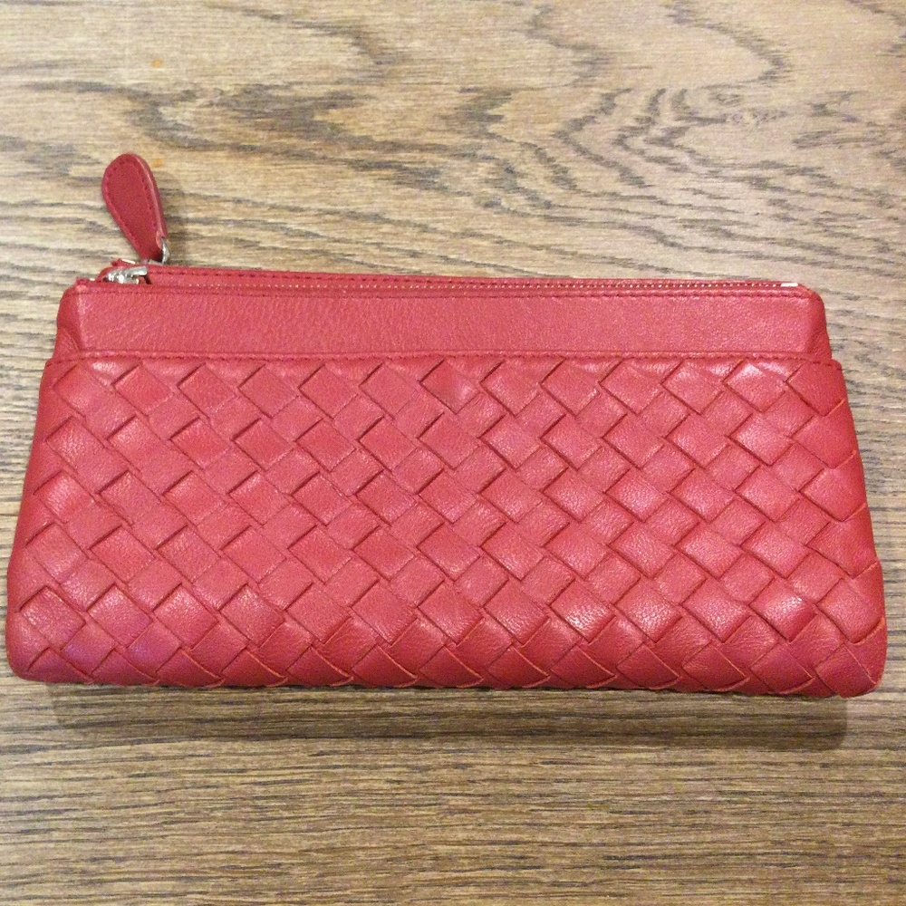 Bottega Veneta Intrecciato Weave Leather Wallet - Picture 10 of 15